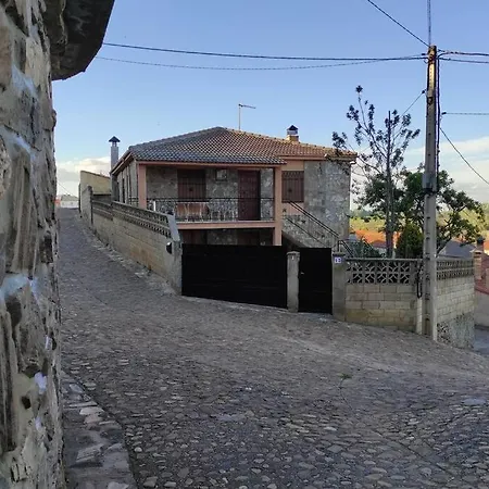 بيت للعطل La Vizana Alija del Infantado
